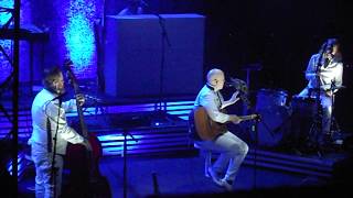 Apulanta Älä usko lauluihin -kiertue, välispiikki (ja Zombeja!) @ Lappeenranta-sali 16.3.2018