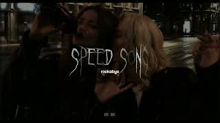 Download lagu Clean Bandit - Rockabye {Speed up or Nightcore song} mp3