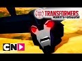 Transformers: Robots in Disguise | Aan het trainen | Cartoon Network