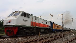 preview picture of video 'KA Rapih Dhoho 425/434 Berangkat Stasiun Blitar Membawa K3 Kesepakatan'