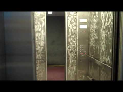 Hotel Del Crappy Elevator (U.S. Hydraulic)