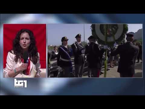 Palermo, strage di Capaci: le commemorazioni sul luogo dell'attentato lungo l'autostrada