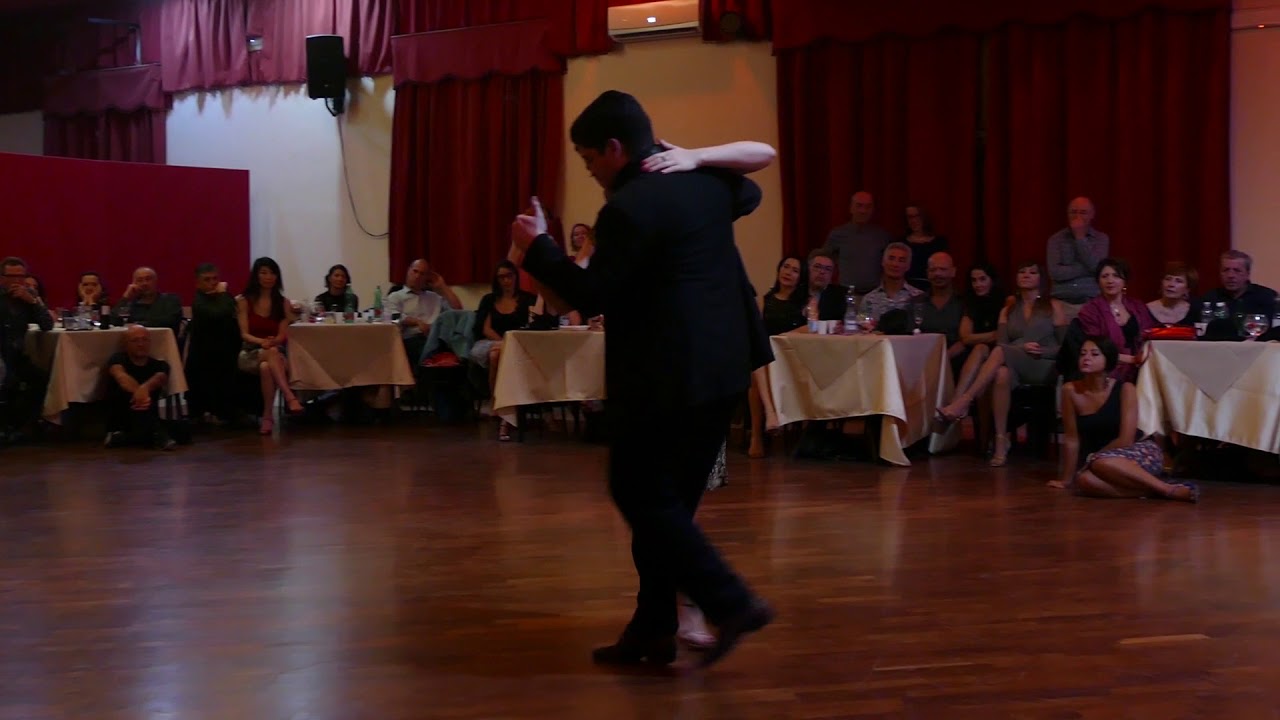 Video thumbnail for Ariadna Naveira & Fernando Sanchez, La trilla (Winter Tango Napoli 2017, 3/4)