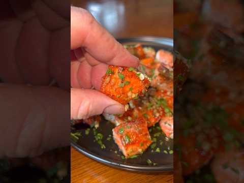 Honey Garlic Butter Salmon Bites