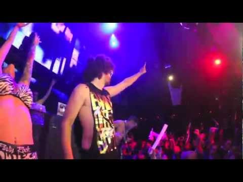 Redfoo VS Sandro Silva & Quintino - Bring Out The Epic Bottles (Dee'jo MegaMashup) (Official Video)