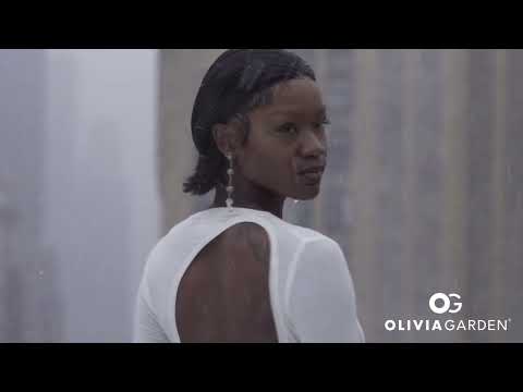 NYFW FW 2022: Behind-the-Scenes with Flying Solo | Olivia Garden