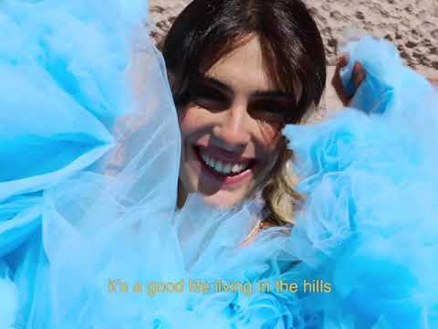 Alessia Labate - Superficial (Lyrics + Visual)