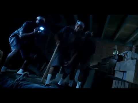 Que desgracia es esta, pero revisa si trae dinero - meme plantilla