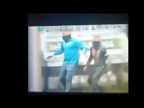 KSZO Ostrowiec - Star Starachowice, 27.10.2024. Próba skrojenia flagi - but na czołach kibiców KSZO