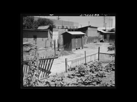 Armenian American Folk Music (CA): Scales played on the kanoon [qanun] and comments o