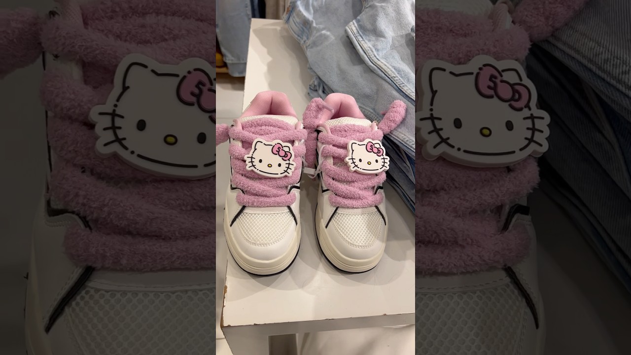 Sanrio Hello Kitty shoes 🎀 #sanrio #hellokitty #bershka #hellokittyaddict #kawaii #cute