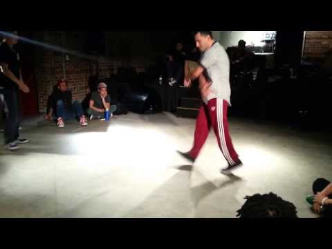 Tunes vs. Ray Gunz - 1v1 TOP8 - Sneakers-N-Speakers