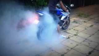 CBR 600 rr Burnout