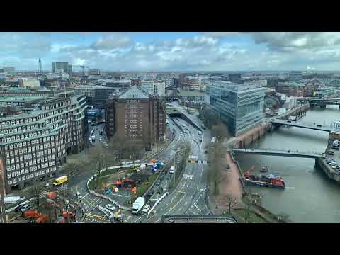 Winter‘s ending in Hamburg, a morning close to Hafen-City