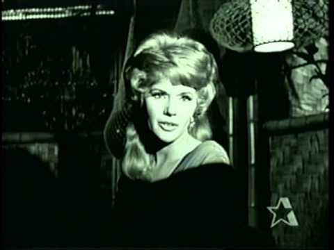 Connie Stevens as Cricket Blake   I Only Have Eyes For You