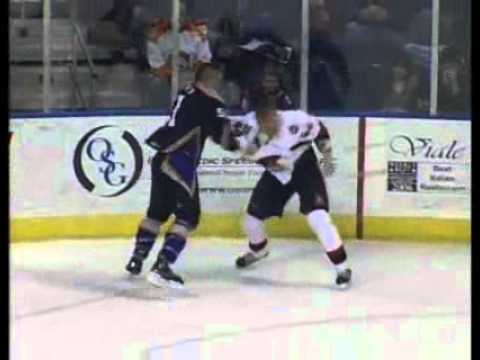 Francis Lessard vs Trevor Gillies