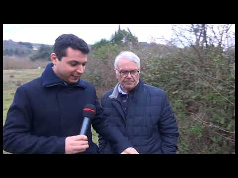 Sos Arezzo Tv - Rifiuti abbandonati accanto all'ex Notti d'estate