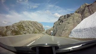 preview picture of video 'Дорога на высоте 1000 метров над уровнем моря'