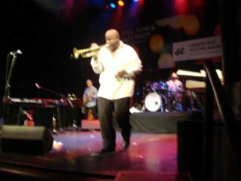 Joey Sommerville - Smooth jazz festival Augsburg 2012