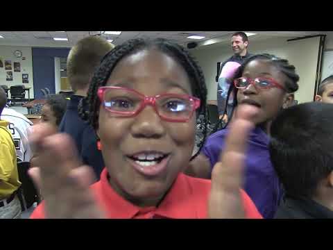 [HER] Bears visit Milton Hershey Elementary School