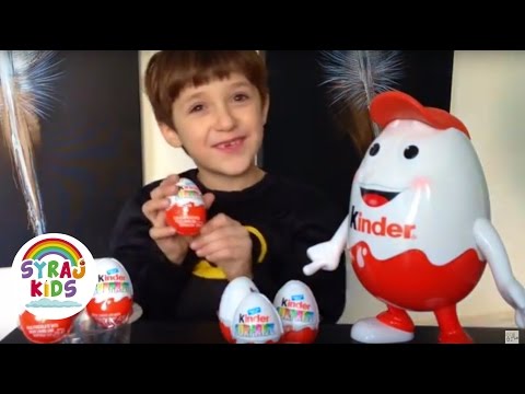 Kinder Surprise Eggs with Batman البيض مفاجأة مع باتمان | Language Learning Market | Let’s Play