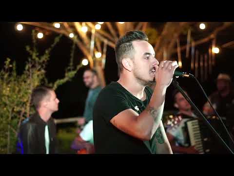 Kauê e Vinhal - Morro de saudades/Coração/Xote dos milagres (DVD na Vibe)