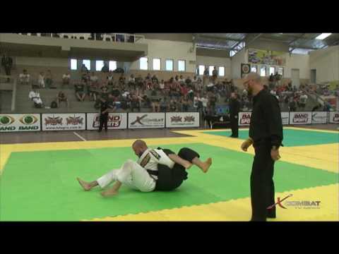 BRA X-COMBAT 2017 - Giovane Guedes x Junior Goiano