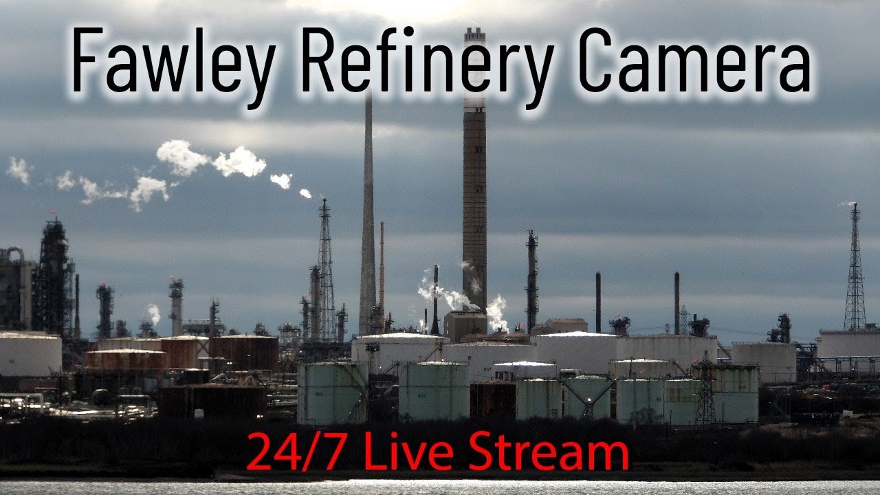 Live webcam view of Refinería de Fawley y Southampton Water