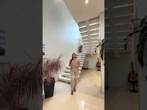 CASA MOBILIADA COM 3 SUÍTES NO JARAGUÁ ESQUERDO