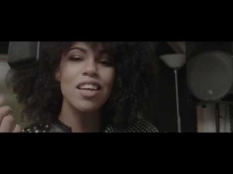 Let me in: Eva Lazarus