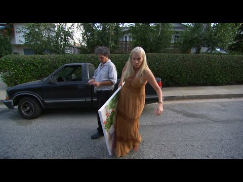 Gunilla Ändrar Tavlan (Del 1) - Svenska Hollywoodfruar (S9 Ep7)