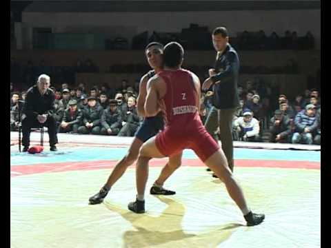 Спорт. Борьба. Кубок КР-2015 Финал 80 кг Самат Чоноралиев-Рустам Рахматуллаев.