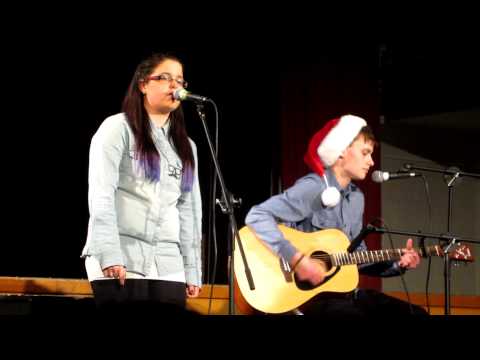 Louise Hart & Alex Emery singing Mistletoe