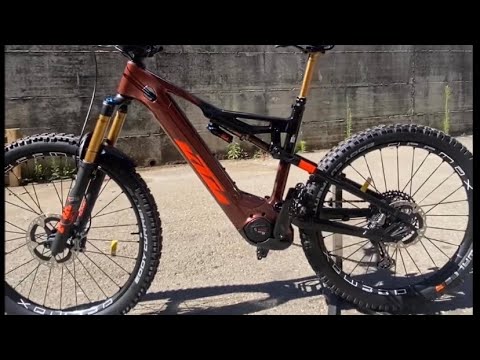 KTM MACINA KAPOHO PRESTIGE Emountain Bike