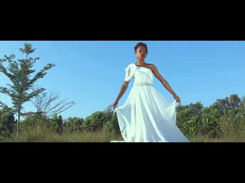 Neile Myree Tena Tiako (Gasy officiel)