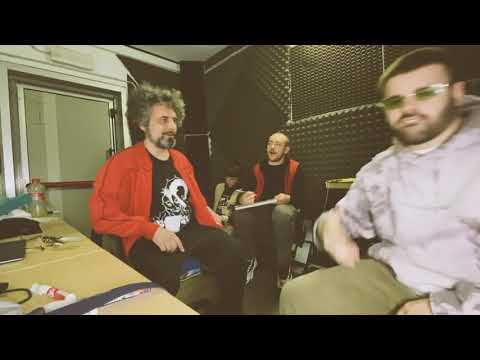 Esa AKA El Presidente X Comma Uno _ Scrivo quando piove #officialvideo