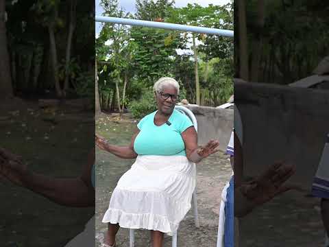 Quanta alegria e luz transmite Dona Zinha, rezadeira de Santo Estêvão, na Bahia!