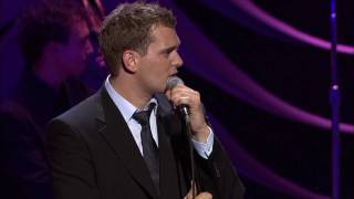 Video thumbnail of "Caught in the Act : Michael Bublé & Chris Botti "A Song For You ""