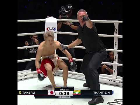 WHAT A SHOCK 🤯 Thant Zin knocks down Takeru in Round 1!