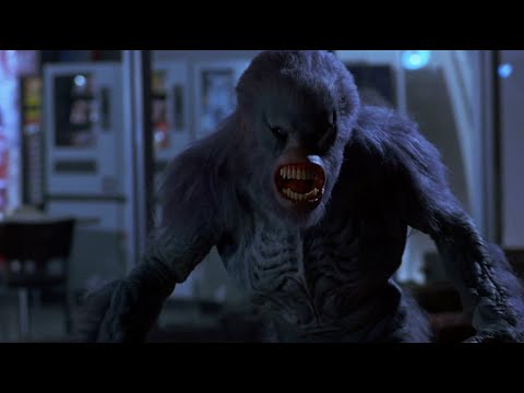 Evolution (2001) - The aliens evolve into primate creatures | RetroMovies