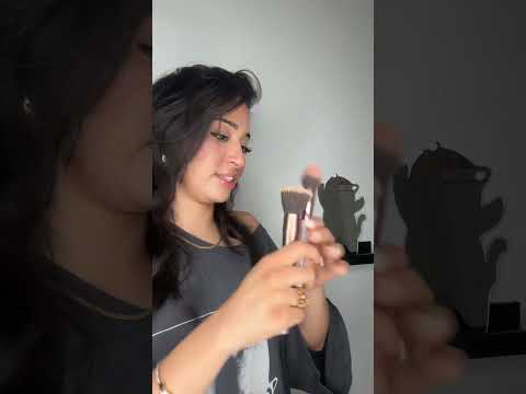 Abbiamo tutti quell’amica che si sente Heidi , taggala!! 💖😂 #makeup #blush #rarebeauty