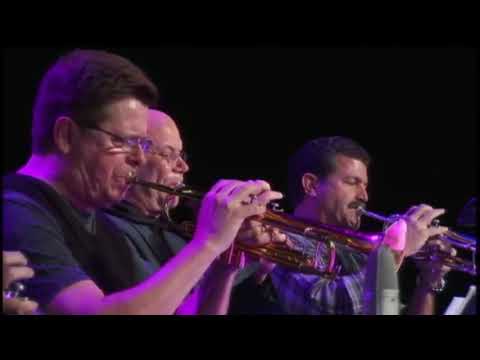 Race To The Bridge - Gordon Goodwin's Big Phat Band