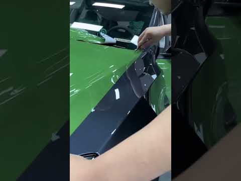 هذا لشاب يغير ملامح السيارات بطريقة مميزة جدا !! #shorts