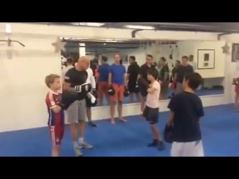 Boksclinic Jonathan D1 Boksschool Sedney December 2015