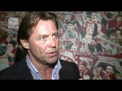 08-10-2011 : R. Antwerp FC - KVK Tienen : Hans-Peter Lehnhoff