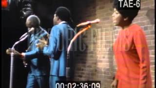 Staple Singers - Deliver Me Jesus - 1968