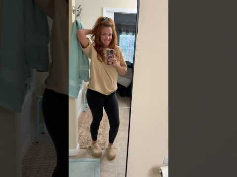 Not quite sweater weather, but it is leggings and clogs weather!￼