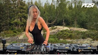 Download lagu PEZSI [DJ-SET 2023] x RAVE HARDER - Peak Time Driving Techno mp3