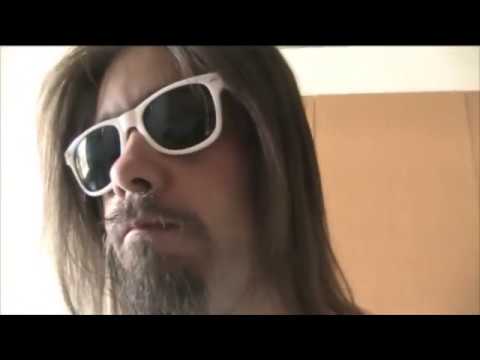 Huomenta ja näin tähän aikaan aamusta