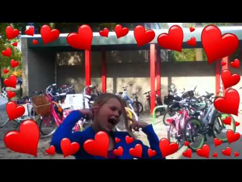 Gangnamstyle met pms Groep 8 (ll') x